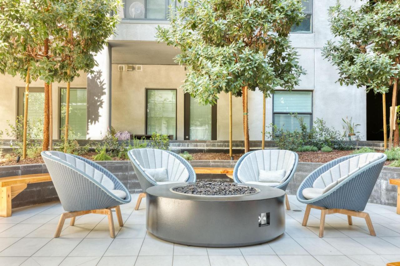 Apartment Woodland Hills 1br W Pool Gym Nr Warner Center Lax-664